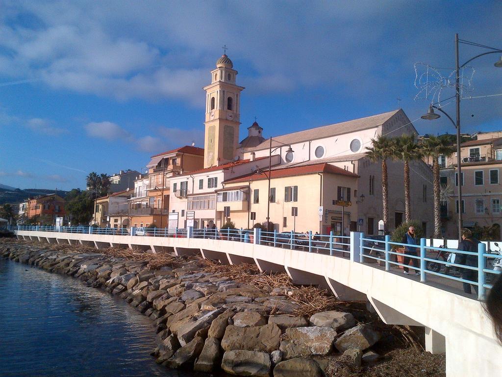 Camper Village Santo Stefano al Mare Exterior photo