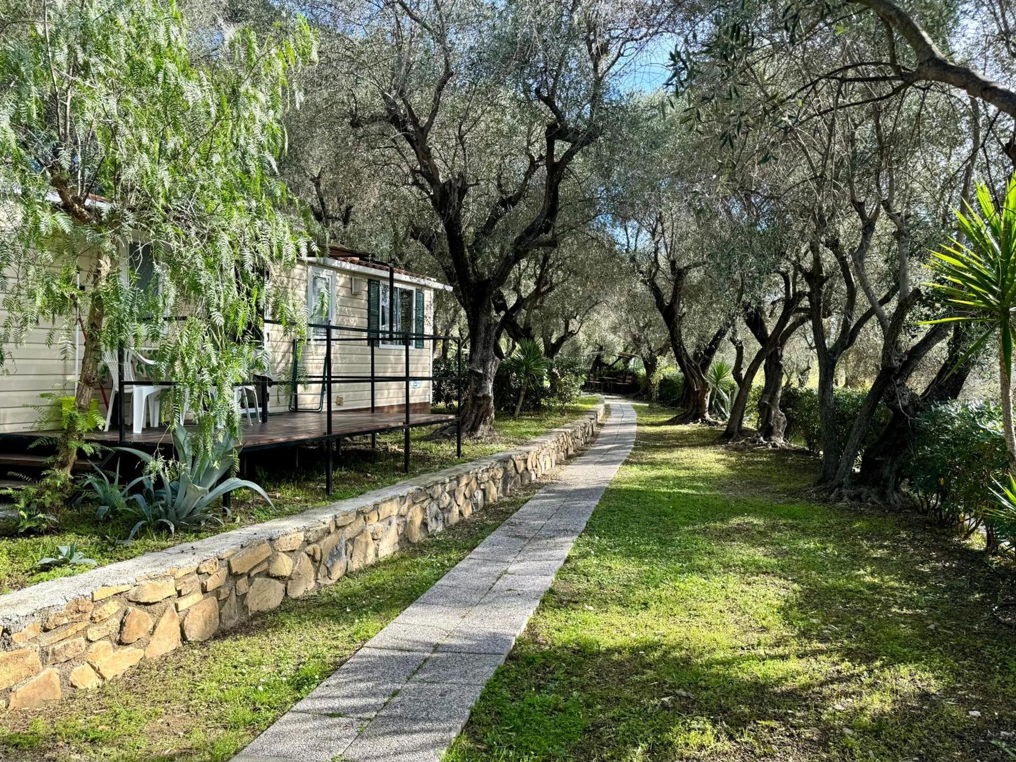 Camper Village Santo Stefano al Mare Exterior photo